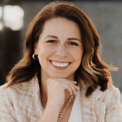 Pamela Flores, Business Speaker in Dallas-Fort Worth